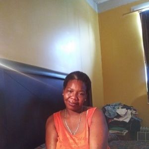 Meet your Posher, Latasha